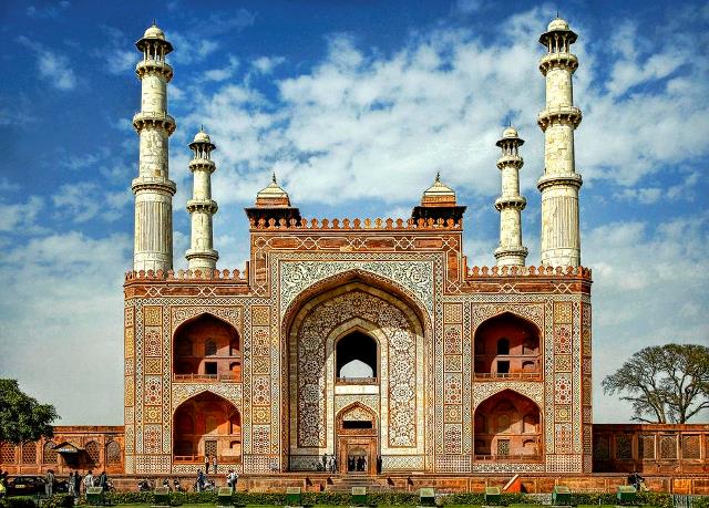 Top 8 Places to See in Agra – Beyond the Taj