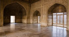 Hallway-Of-Khas-Mahal-Inside-Red-Fort,-Agra, India